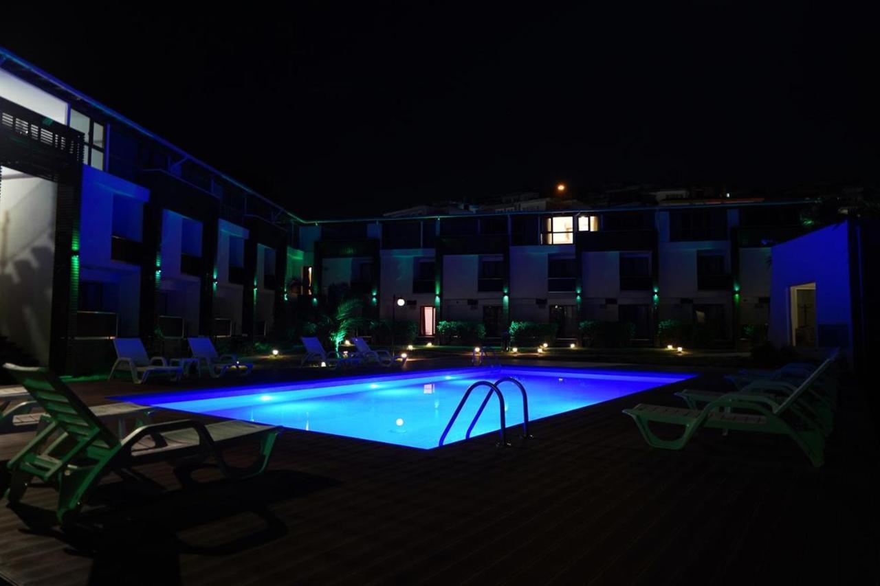 Mad Sea Beach Hotel Karacakoy Exteriör bild