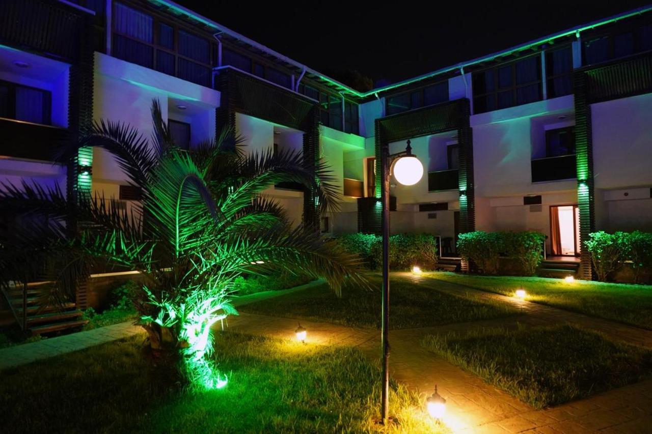 Mad Sea Beach Hotel Karacakoy Exteriör bild