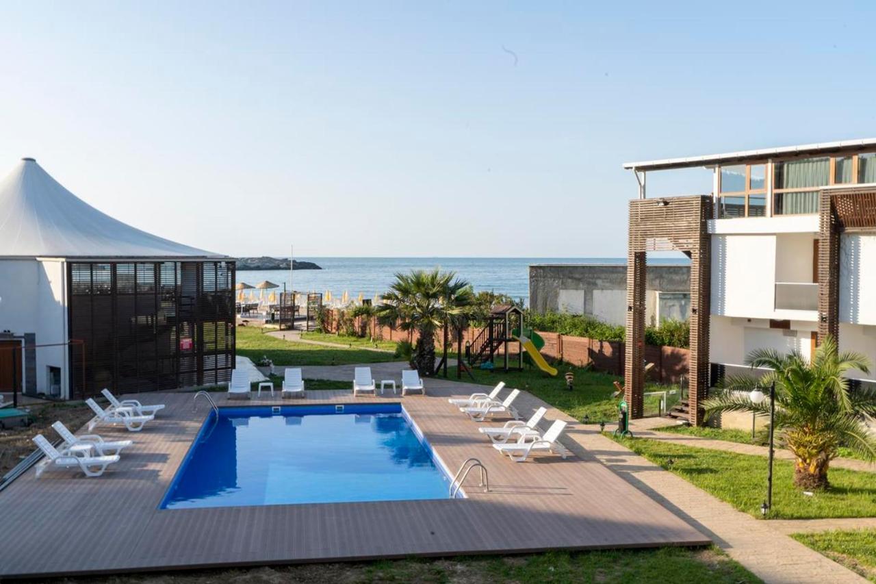Mad Sea Beach Hotel Karacakoy Exteriör bild